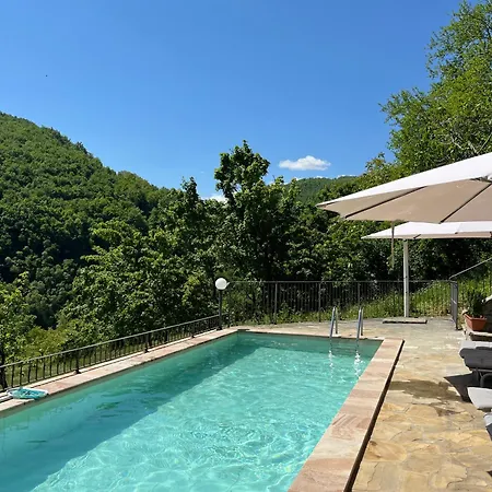 L'antico Palazzo - Mansion With Pool וילה Toano