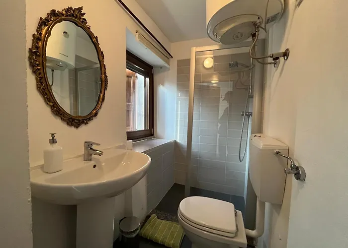 L'antico Palazzo - Mansion With Pool Villa *